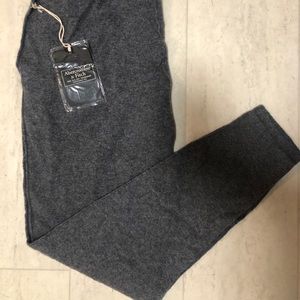 Brand new Abercrombie cashmere women’s pants